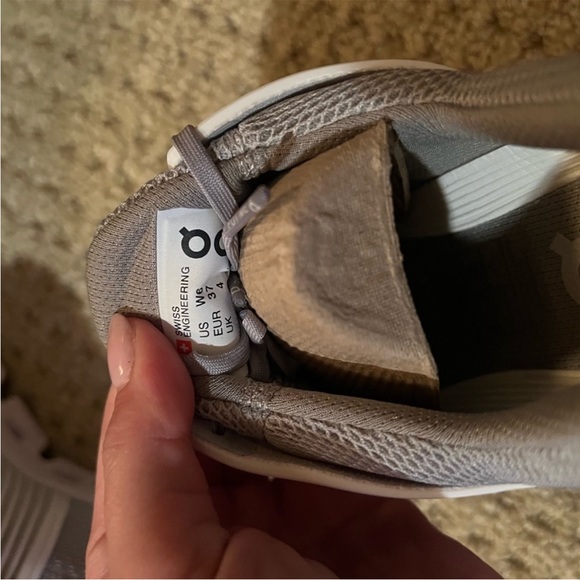 NWT On Cloud Cloudswift Tennis Shoes Women’s 6 - Picture 3 of 6